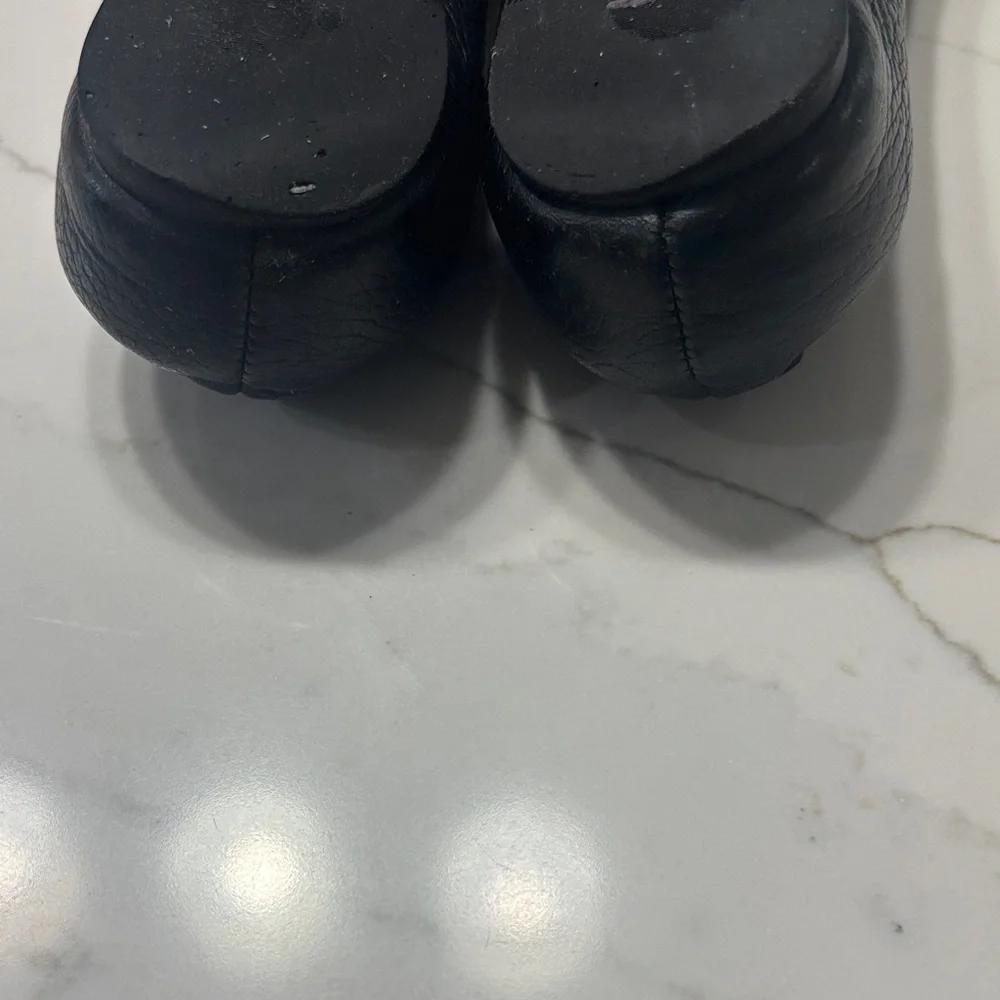 Tory Burch Black Textured Flats